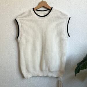 Commense Contrast Trim Sweater Vest S NWT